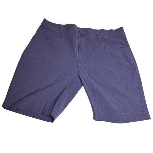 Travis Mathew Men's Flat Front Performance Casual Golf Shorts Navy Blue Size 38 - Picture 1 of 8